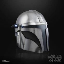 Maybang's Collectibles Hasbro Star Wars: The Black Series The Mandalorian 1:1 Scale Wearable Electronic Helmet