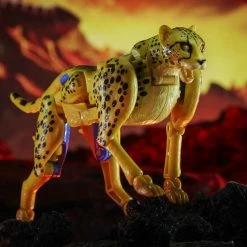 Maybang's Collectibles Hasbro Transformers War For Cybertron Kingdom Deluxe Cheetor