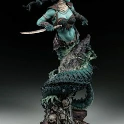 Vendor-unknown Sideshow Court Of The Dead Collectibles Gallevarbe: Eyes Of The Queen Premium Format Figure Statue Sideshow Collectibles
