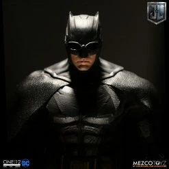Vendor-unknown Mezco Toyz One:12 Collective DC Comics Justice League Tactical Suit Batman 1/12 Scale 6
