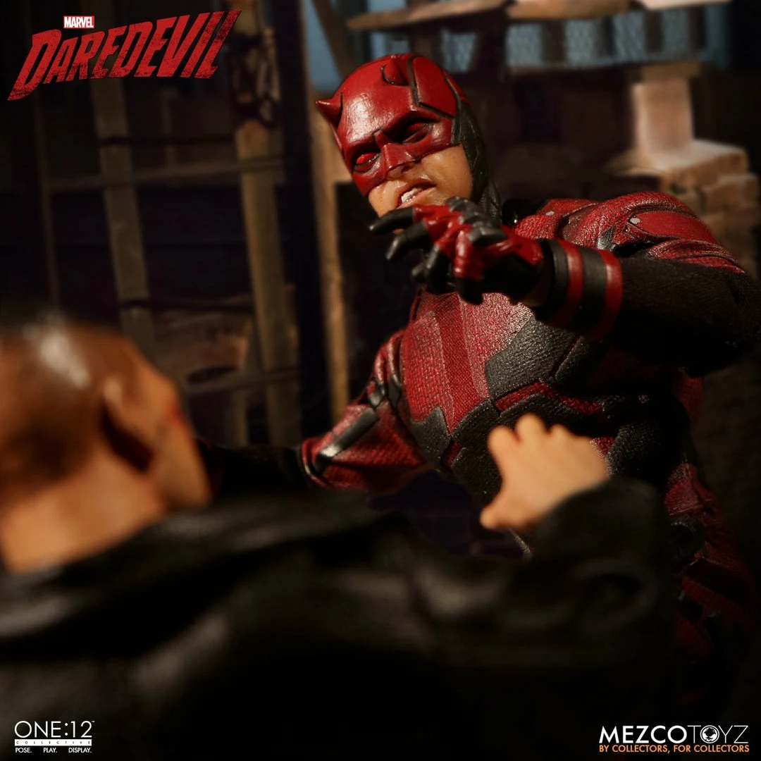 Maybang's Collectibles Mezco Toyz One:12 Collective Marvel Comics Daredevil 1/12 Scale Action Figure 6 Maybang's Collectibles Mezco Toyz One:12 Collective Marvel Comics Daredevil 1/12 Scale Action Figure