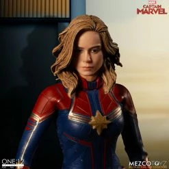 Maybang's Collectibles Mezco Toyz One:12 Collective Marvel Comics Captain Marvel 1/12 Scale Action Figure