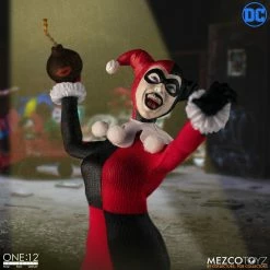 Maybang's Collectibles Mezco Toyz One:12 Collective DC Comics Harley Quinn - Deluxe Edition 1/12 Scale Action Figure 14 Maybang's Collectibles Mezco Toyz One:12 Collective DC Comics Harley Quinn - Deluxe Edition 1/12 Scale Action Figure