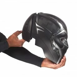 Maybang's Collectibles Hasbro Marvel Legends Series Black Panther Electronic Helmet