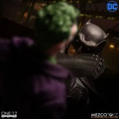 Vendor-unknown Mezco Toyz One:12 Collective DC Comics Batman: Supreme Knight 1/12 Scale Action Figure