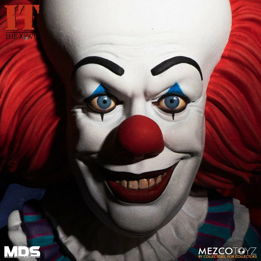 Maybang's Collectibles Mezco Toyz Designer Series Deluxe IT (1990): Pennywise Action Figure 2 Maybang's Collectibles Mezco Toyz Designer Series Deluxe IT (1990): Pennywise Action Figure