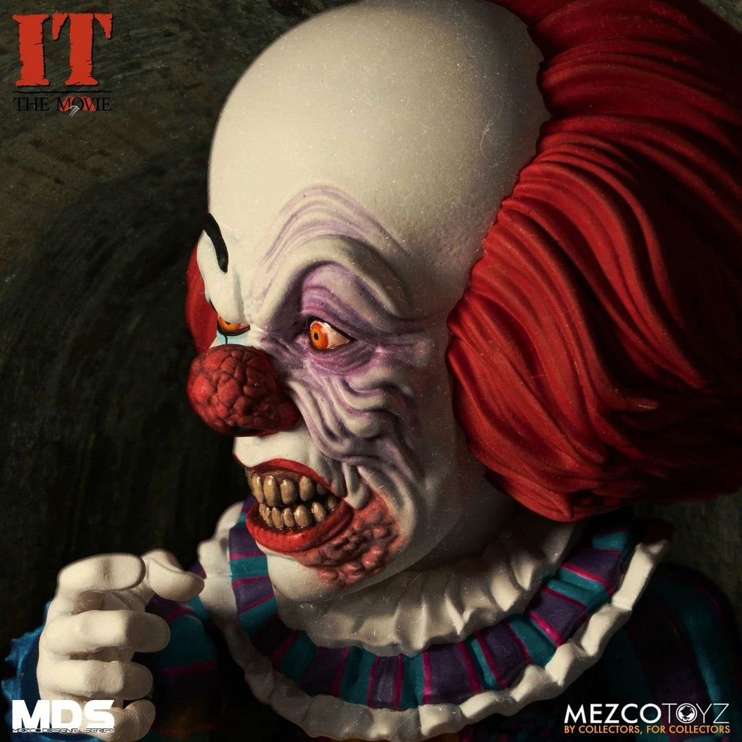 Maybang's Collectibles Mezco Toyz Designer Series Deluxe IT (1990): Pennywise Action Figure 6 Maybang's Collectibles Mezco Toyz Designer Series Deluxe IT (1990): Pennywise Action Figure