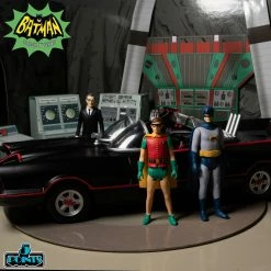 Maybang's Collectibles Mezco Toyz Batman (1966) Classic TV Series 5 Points Deluxe Box Set