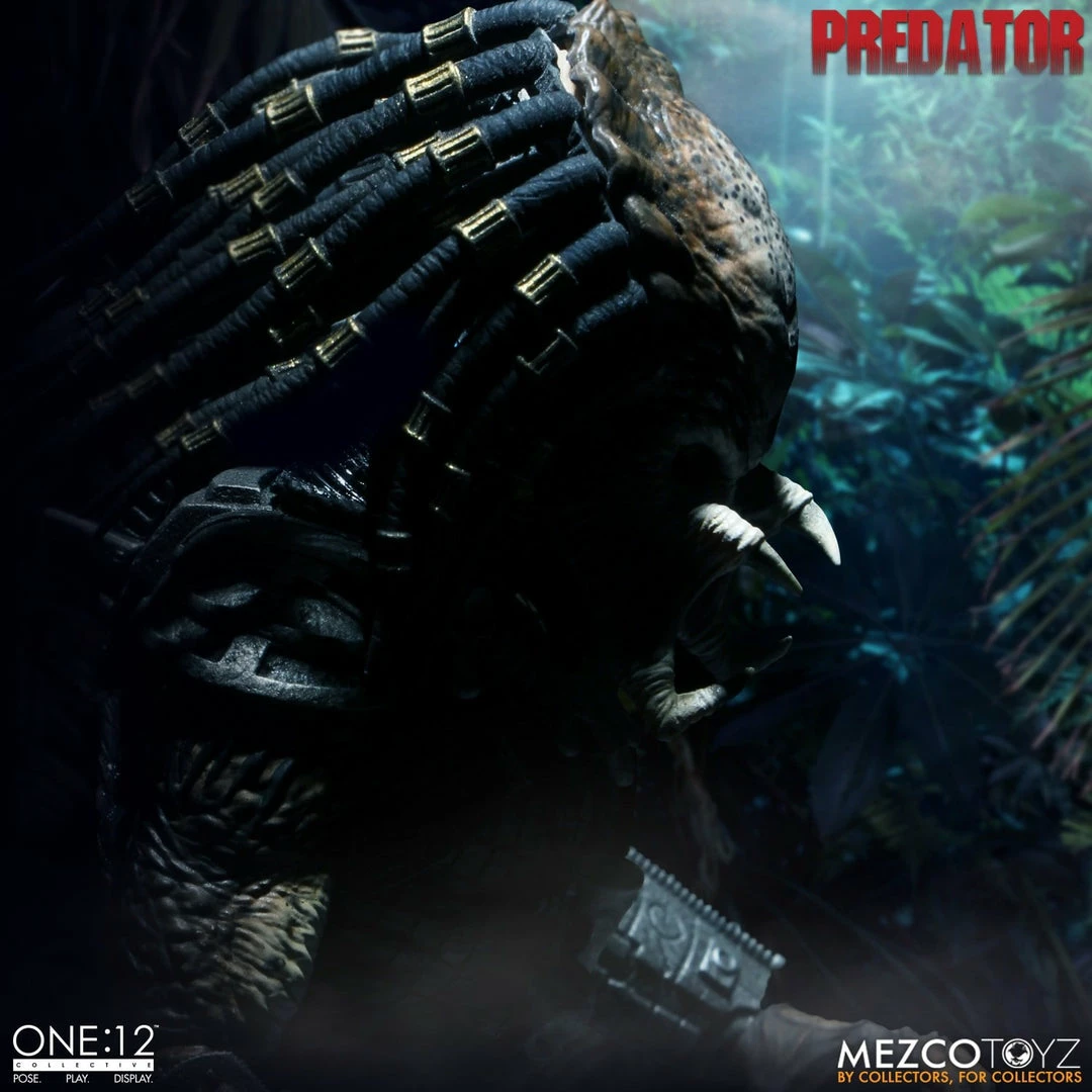 Maybang's Collectibles Mezco Toyz One:12 Collective Predator Classic Jungle Hunter Predator - Deluxe Edition 1/12 Scale Action Figure 10 Maybang's Collectibles Mezco Toyz One:12 Collective Predator Classic Jungle Hunter Predator - Deluxe Edition 1/12 Scale Action Figure