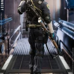 Maybang's Collectibles Damtoys Resident Evil 2 Leon S. Kennedy 1/6 Scale 12