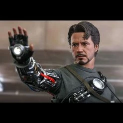 Maybang's Collectibles Hot Toys Marvel Comics Iron Man Tony Stark (Mech Test Deluxe Version) 1/6 Scale Collectible Figure 26 Maybang's Collectibles Hot Toys Marvel Comics Iron Man Tony Stark (Mech Test Deluxe Version) 1/6 Scale Collectible Figure