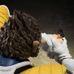 Maybang's Collectibles Bandai Tamashii Nations Dragon Ball Z S.H.Figuarts Great Ape Vegeta Action Figure