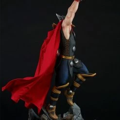 Vendor-unknown Sideshow Collectibles Sideshow Marvel Avengers Assemble Thor Statue