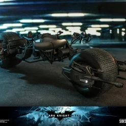 Vendor-unknown Hot Toys DC Comics Batman The Dark Knight Rises Bat-Pod 1/6 Scale Collectible Figure Vehicle 17 Vendor-unknown Hot Toys DC Comics Batman The Dark Knight Rises Bat-Pod 1/6 Scale Collectible Figure Vehicle