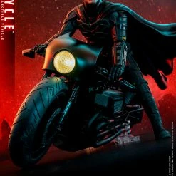 Maybang's Collectibles Hot Toys DC Comics The Batman: Batman's Batcycle /6 Scale Collectible Figure Vehicle