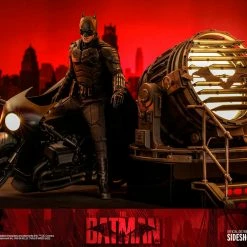 Maybang's Collectibles Hot Toys DC Comics The Batman: Batman And Bat-Signal 1/6 Scale 12