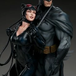 Maybang's Collectibles Sideshow DC Comics Batman And Catwoman Diorama Statue Sideshow Collectibles