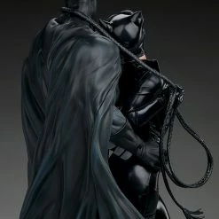 Maybang's Collectibles Sideshow DC Comics Batman And Catwoman Diorama Statue Sideshow Collectibles