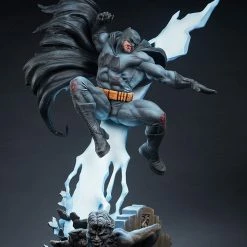 Maybang's Collectibles Sideshow DC Comics Batman: The Dark Knight Returns Premium Format Figure Statue Sideshow Collectibles