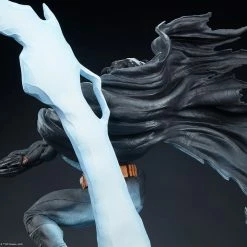 Maybang's Collectibles Sideshow DC Comics Batman: The Dark Knight Returns Premium Format Figure Statue Sideshow Collectibles