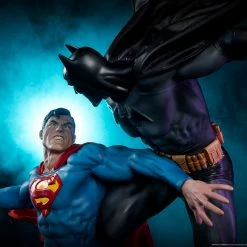 Maybang's Collectibles Sideshow DC Comics Batman Vs Superman Diorama Statue Sideshow Collectibles