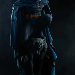 Vendor-unknown Sideshow Collectibles Sideshow DC Comics Batman On Gargoyles Premium Format Figure Statue