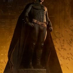 Maybang's Collectibles Sideshow Collectibles Sideshow DC Comics Batman Begins The Batman Premium Format Figue Statue