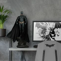 Maybang's Collectibles Sideshow Collectibles Sideshow DC Comics Batman Begins The Batman Premium Format Figue Statue