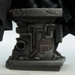 Maybang's Collectibles Sideshow Collectibles Sideshow DC Comics Batman Begins The Batman Premium Format Figue Statue