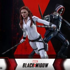 Maybang's Collectibles Hot Toys Marvel Comics Black Widow Black Widow (Snow Suit Version) 1/6 Scale Collectible Figure