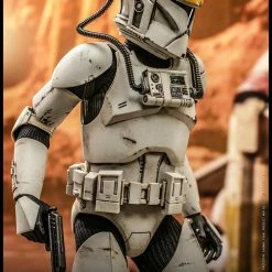Maybang's Collectibles Hot Toys Star Wars Episode II Attack Of The Clones Clone Pilot 1/6 Scale 12" Collectible Figure 21 Maybang's Collectibles Hot Toys Star Wars Episode II Attack Of The Clones Clone Pilot 1/6 Scale 12