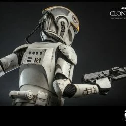 Maybang's Collectibles Hot Toys Star Wars Episode II Attack Of The Clones Clone Pilot 1/6 Scale 12" Collectible Figure 30 Maybang's Collectibles Hot Toys Star Wars Episode II Attack Of The Clones Clone Pilot 1/6 Scale 12