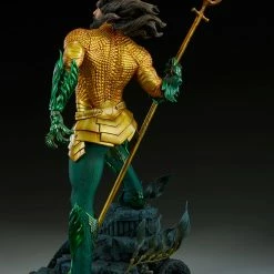 Maybang's Collectibles Sideshow DC Comics Aquaman Premium Format Figure Statue