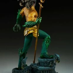 Maybang's Collectibles Sideshow DC Comics Aquaman Premium Format Figure Statue