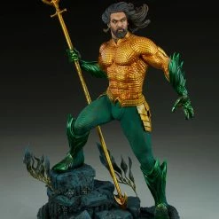 Maybang's Collectibles Sideshow DC Comics Aquaman Premium Format Figure Statue