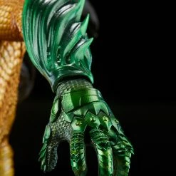 Maybang's Collectibles Sideshow DC Comics Aquaman Premium Format Figure Statue