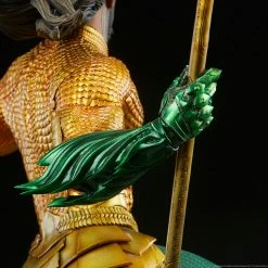 Maybang's Collectibles Sideshow DC Comics Aquaman Premium Format Figure Statue