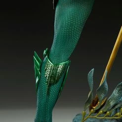 Maybang's Collectibles Sideshow DC Comics Aquaman Premium Format Figure Statue