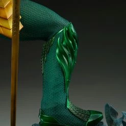 Maybang's Collectibles Sideshow DC Comics Aquaman Premium Format Figure Statue