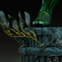 Maybang's Collectibles Sideshow DC Comics Aquaman Premium Format Figure Statue