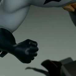 Maybang's Collectibles Sideshow Collectibles Sideshow DC Comics Animated Series Collection Batman Statue