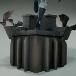 Maybang's Collectibles Sideshow Collectibles Sideshow DC Comics Animated Series Collection Batman Statue