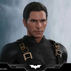Vendor-unknown Hot Toys DC Comics Batman Begins The Batman 1/4 Quarter Scale Figure 34 Vendor-unknown Hot Toys DC Comics Batman Begins The Batman 1/4 Quarter Scale Figure