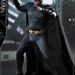 Vendor-unknown Hot Toys DC Comics Batman Begins The Batman 1/4 Quarter Scale Figure 38 Vendor-unknown Hot Toys DC Comics Batman Begins The Batman 1/4 Quarter Scale Figure