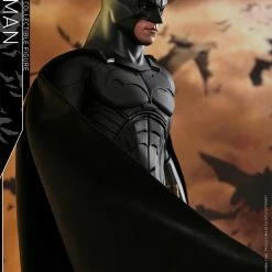 Vendor-unknown Hot Toys DC Comics Batman Begins The Batman 1/4 Quarter Scale Figure 39 Vendor-unknown Hot Toys DC Comics Batman Begins The Batman 1/4 Quarter Scale Figure