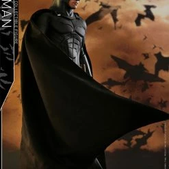 Vendor-unknown Hot Toys DC Comics Batman Begins The Batman 1/4 Quarter Scale Figure 40 Vendor-unknown Hot Toys DC Comics Batman Begins The Batman 1/4 Quarter Scale Figure