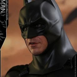 Vendor-unknown Hot Toys DC Comics Batman Begins The Batman 1/4 Quarter Scale Figure 41 Vendor-unknown Hot Toys DC Comics Batman Begins The Batman 1/4 Quarter Scale Figure