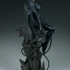 Maybang's Collectibles Sideshow DC Comics Catwoman Premium Format Figure Statue Sideshow Collectibles