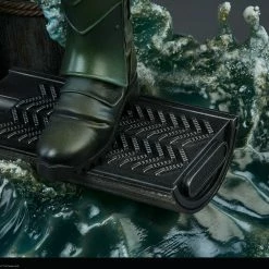 Maybang's Collectibles Sideshow DC Comics Green Arrow Premium Format Figure Statue Sideshow Collectibles