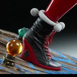 Vendor-unknown Sideshow DC Comics Harley Quinn Premium Format Figure Statue